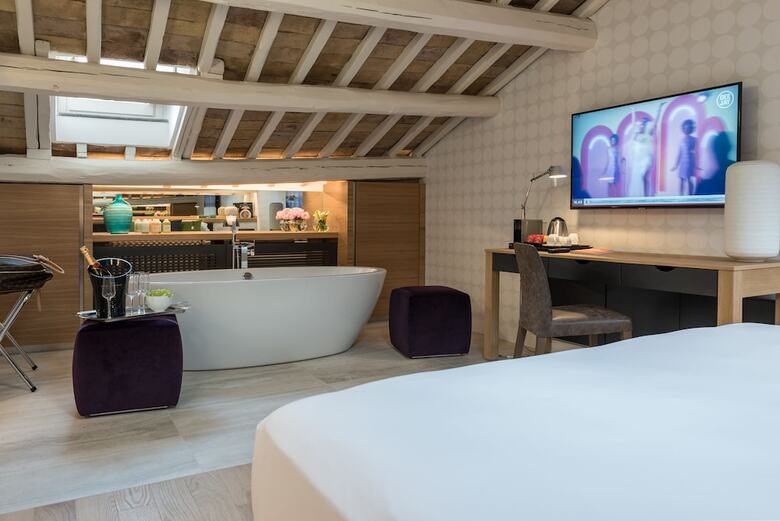 Hotel Laurina 33