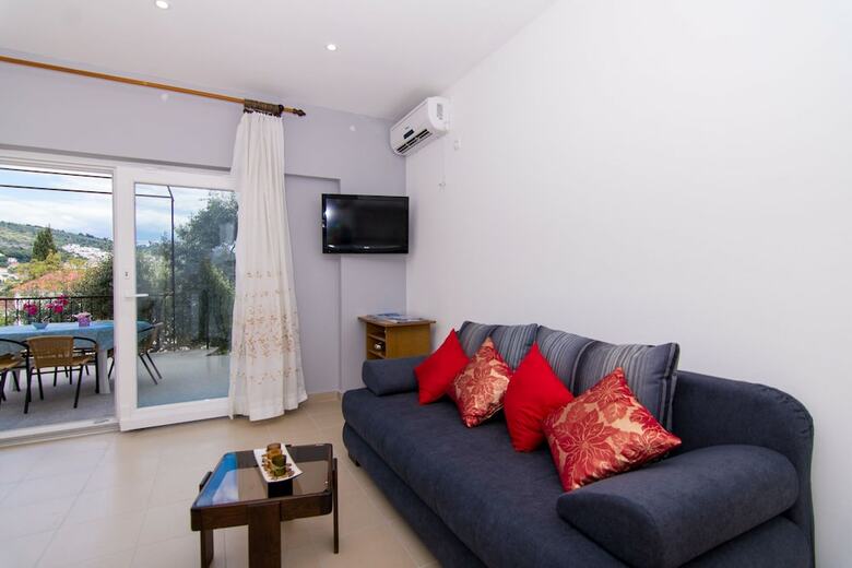 Apartments Slobodan