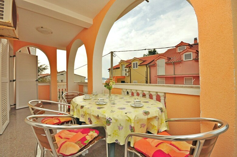 Apartments Vladimir