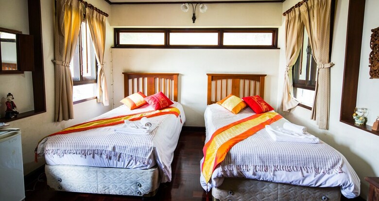 Hotel Ayutthaya Garden River Home