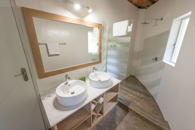Posada Sefapane Lodges And Safaris
