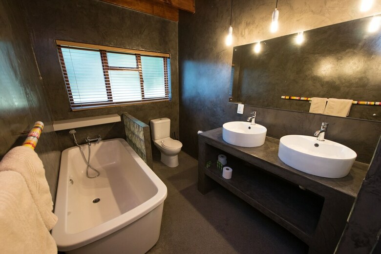 Posada Sefapane Lodges And Safaris