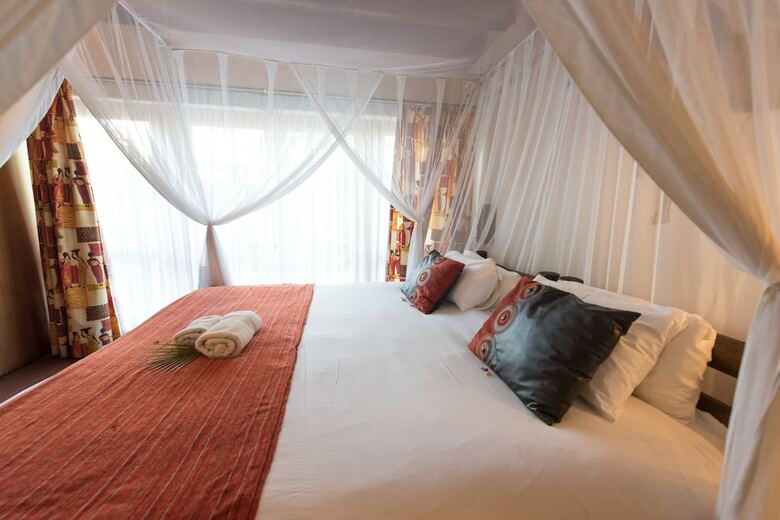 Posada Sefapane Lodges And Safaris