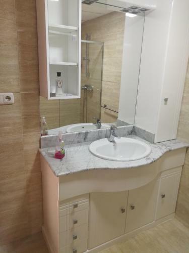 Apartamentos Velez Nazari La Choza