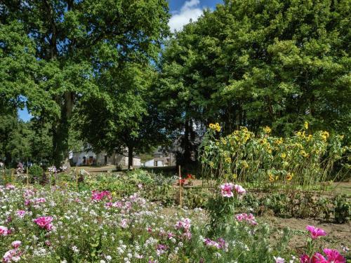 Holiday Home La Vallee Bonnemain