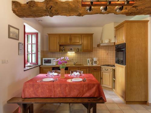 Holiday Home La Vallee Bonnemain