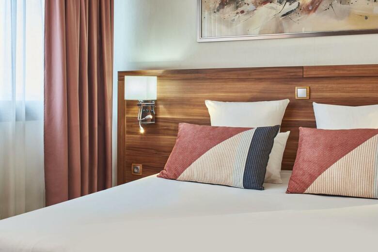 Hotel Gatsby By Happyculture