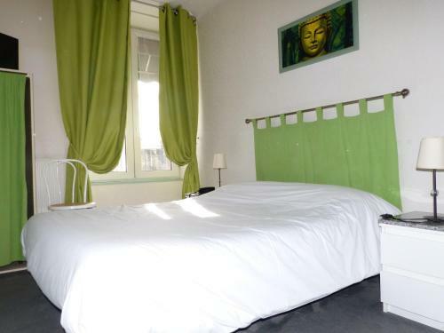 Hotel Logis Au Croissant