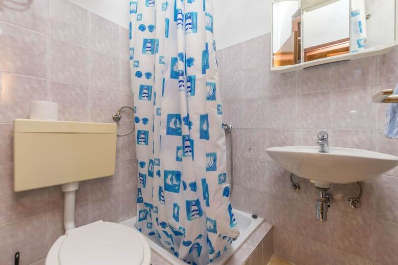 Apartment And Rooms Lile