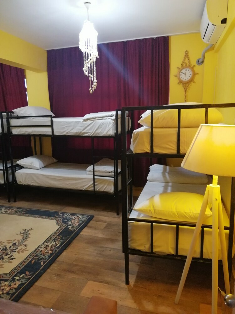 Hotel Terrace Yasar Hostel - Adults Only