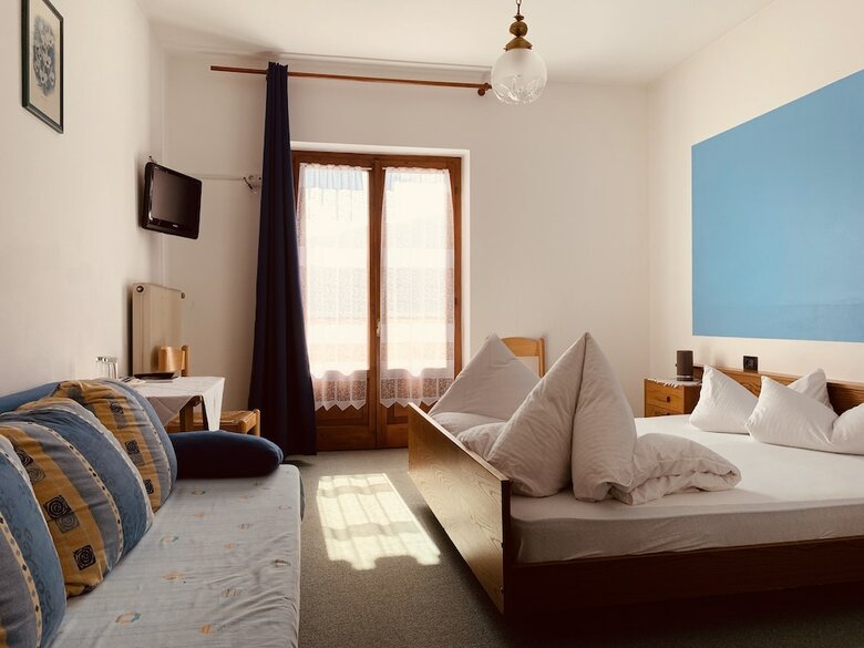 Laugen Cafe Pizza Bb