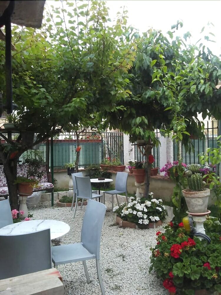 Bed & Breakfast La Casa In Pietra