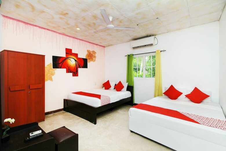 Oyo 242 Dhanamuthu Hotel And Banquets