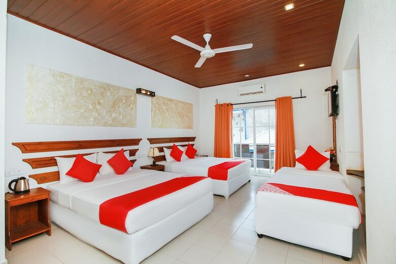 Oyo 242 Dhanamuthu Hotel And Banquets