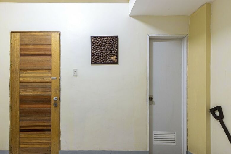Hotel Zen Rooms Coffeeswings Vigan