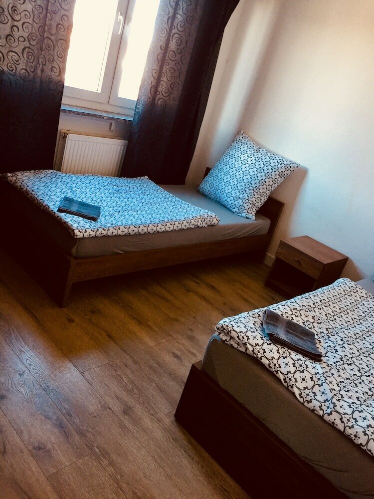 Apartamentos Hst Monteurunterkunft
