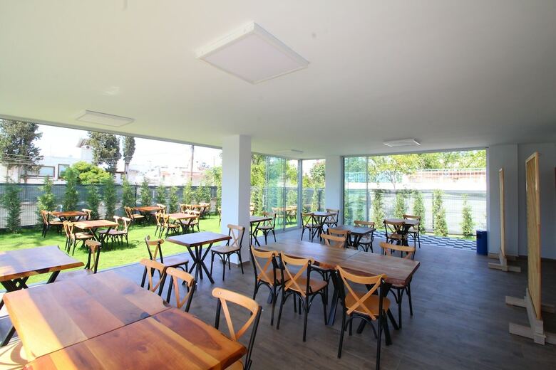 Bed & Breakfast My Bitez Suites Otel