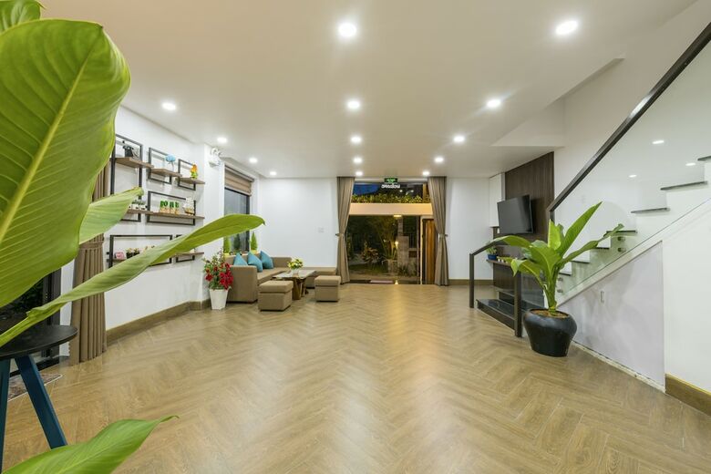 Hotel Lena Homestay