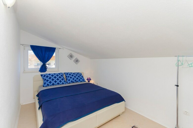 Apartments Snjezana
