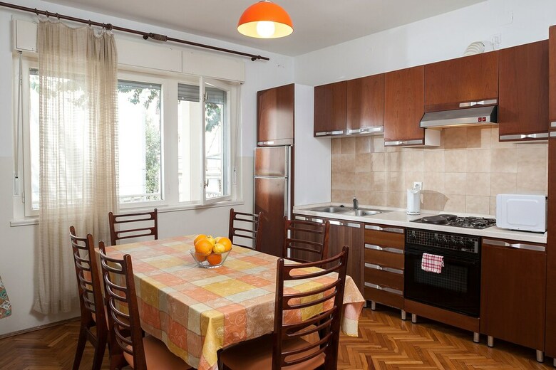 Apartments Lidija