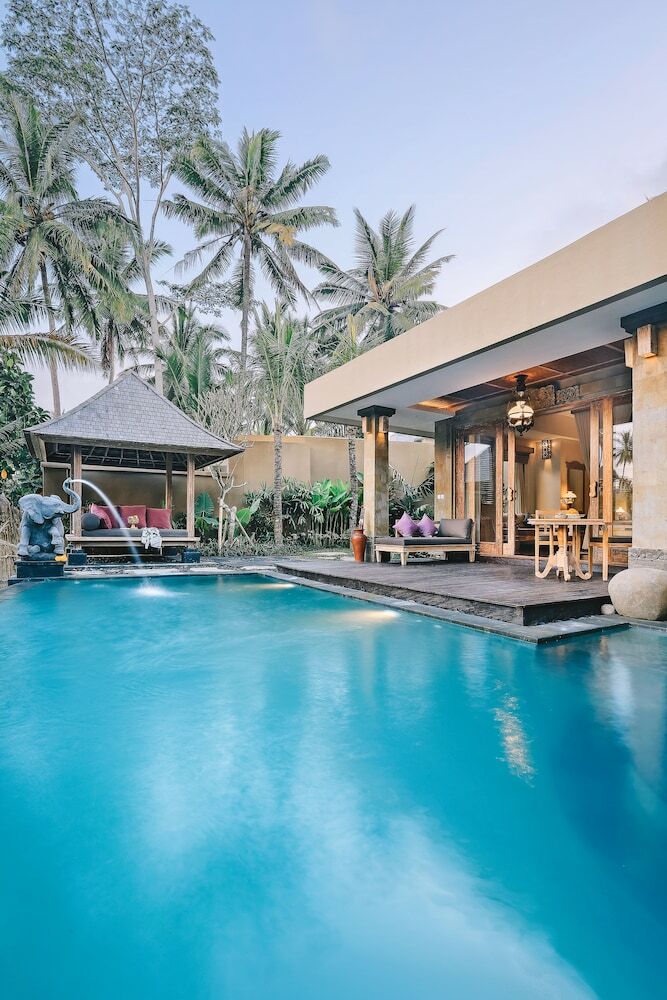 Bed & Breakfast Kuwarasan A Pramana Experience