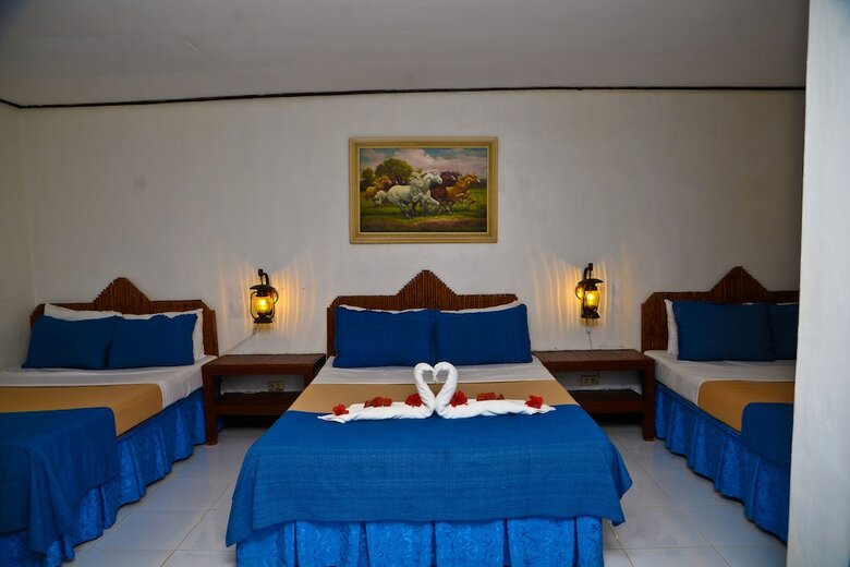 Hotel Heart Of D' Ocean Beach Resort