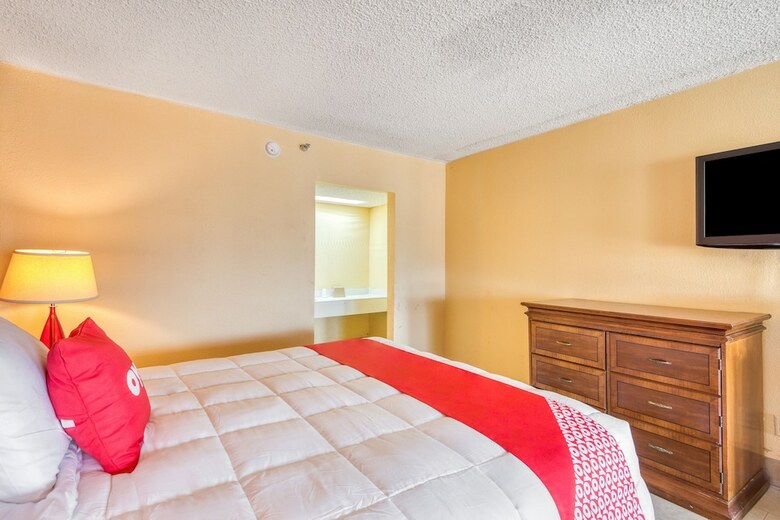 Oyo Hotel Jackson Fairgrounds I-55