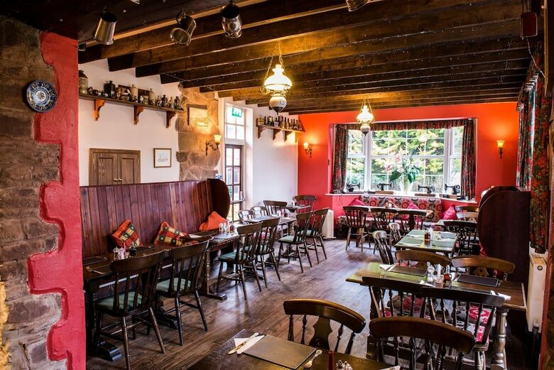 Hostal The Old Pandy Inn Bunkhouse