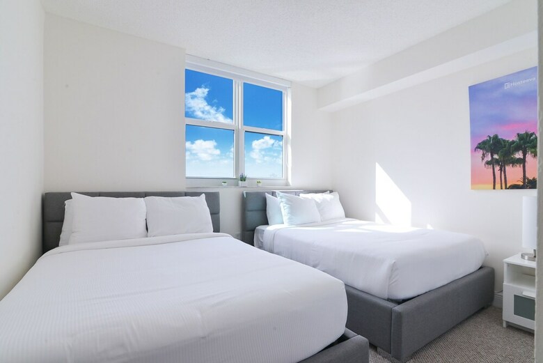 Luxury Sunny Isles Beach Condos By Hosteeva