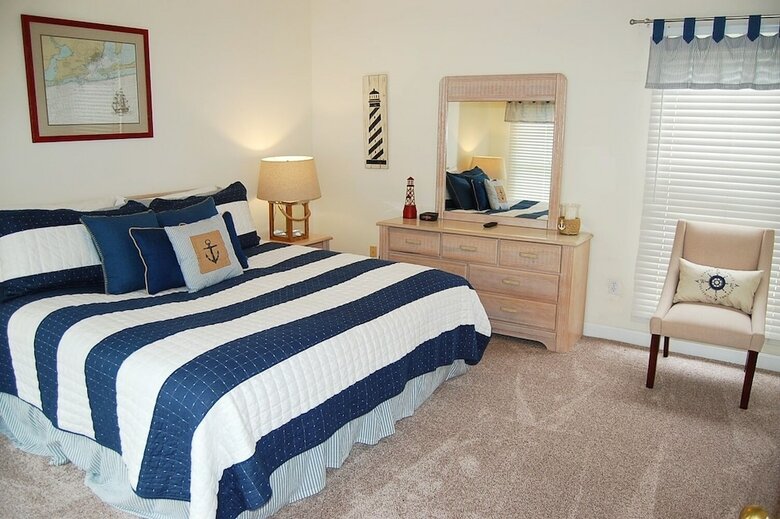 Hayley House Beachside 12 - Four Bedroom Vacation Home