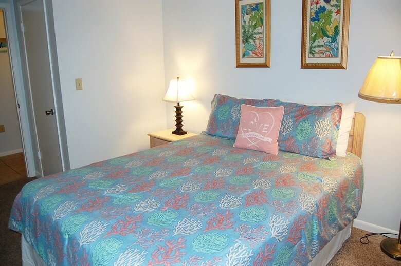 Island Sunrise 568 - Two Bedroom Condo