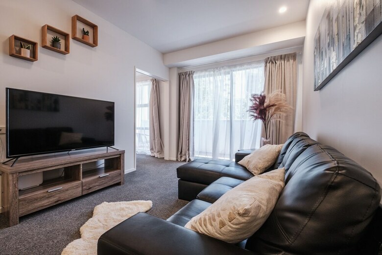Toodle's This Cbd Apartment Is Ready To Delight