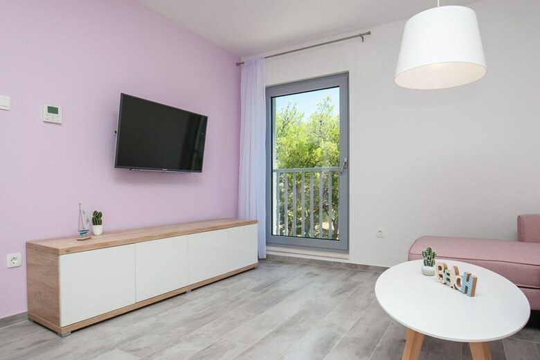 Apartments Dva Galeba