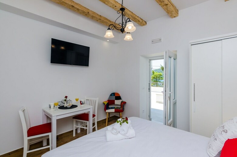 Mata Family Apartments