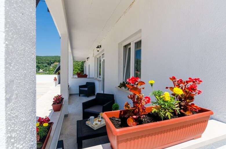 Mata Family Apartments