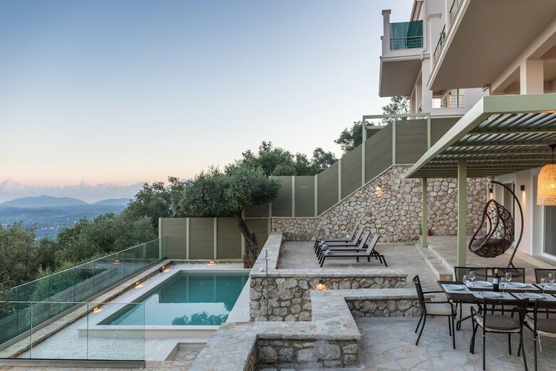 Bolla D'oro Luxury Villas