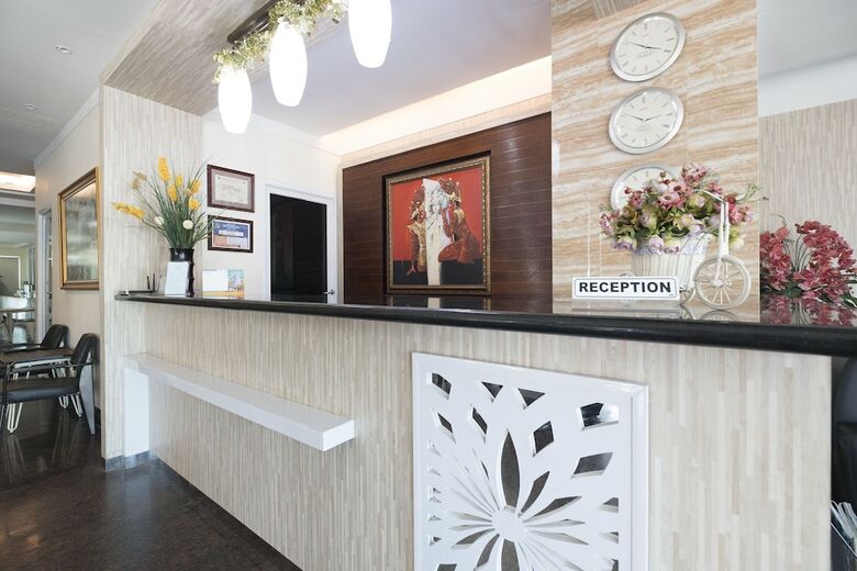 Oyo 1114 Hotel Denpasar Makassar