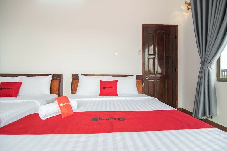 Hotel Reddoorz Plus Near Bai Truoc