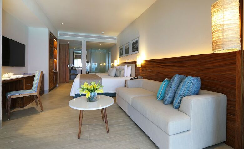 Apartamentos Emporio Cancun All Inclusive