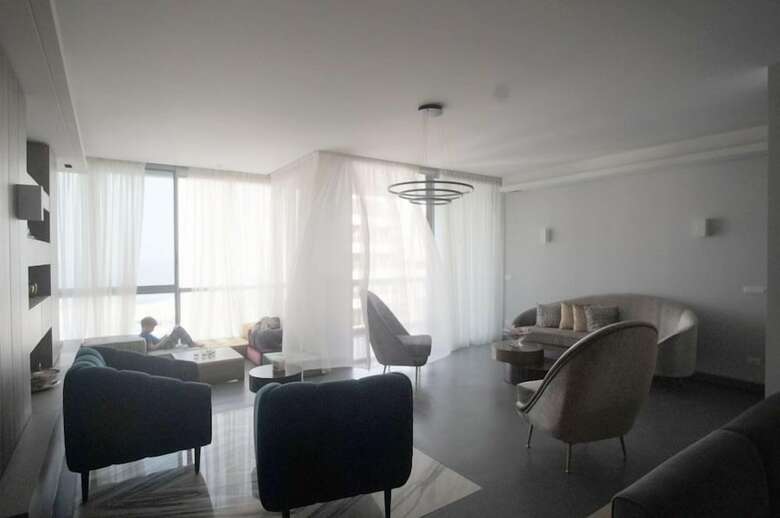 Luxury Sea View Apartment