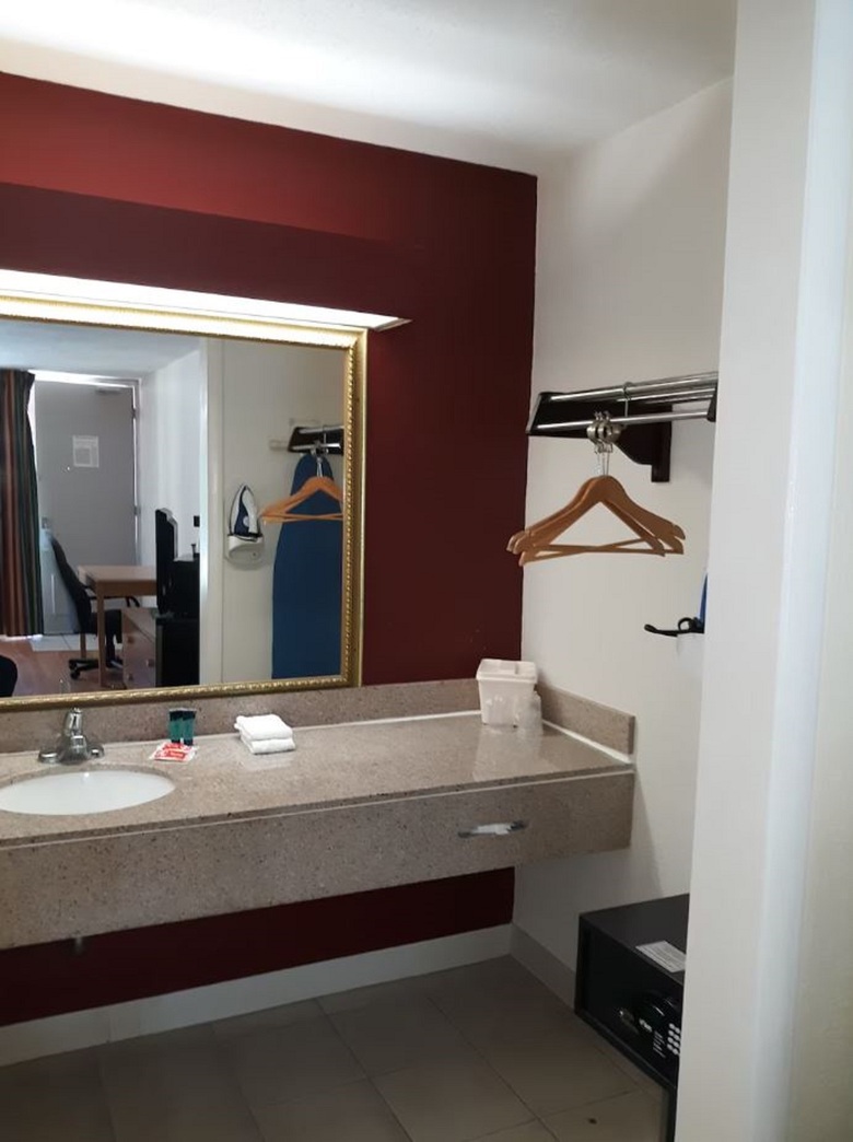 Oyo Hotel Phenix City Central