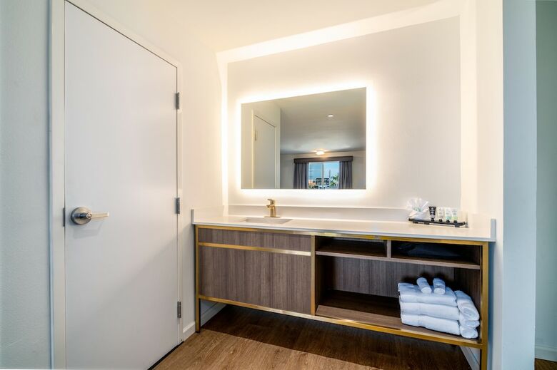 Motel Trend Hotel At Lax Airport