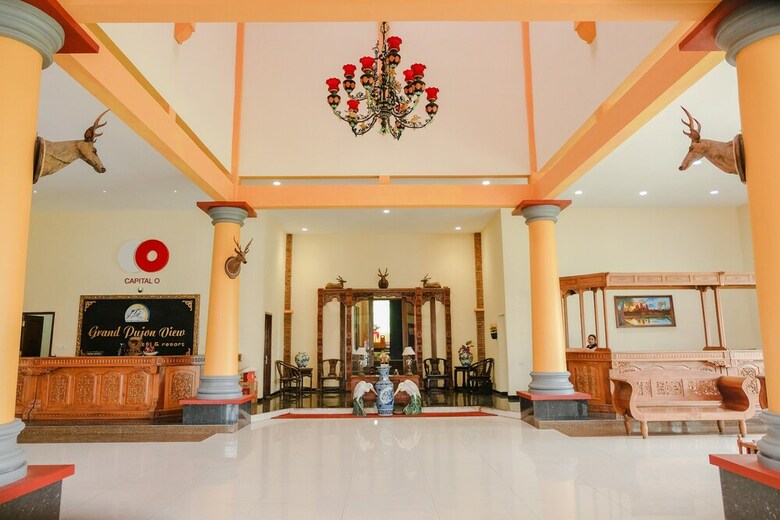 Capital O 893 Grand Pujon View Hotel