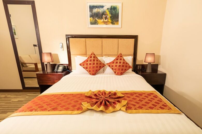 Hotel After Hours Residence