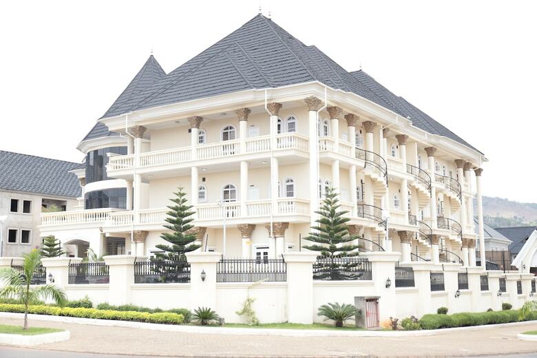 Bed & Breakfast Edmudian Court Luxury Apartments