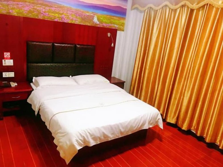 Yimi Hotel Sanyuanli Metro Station