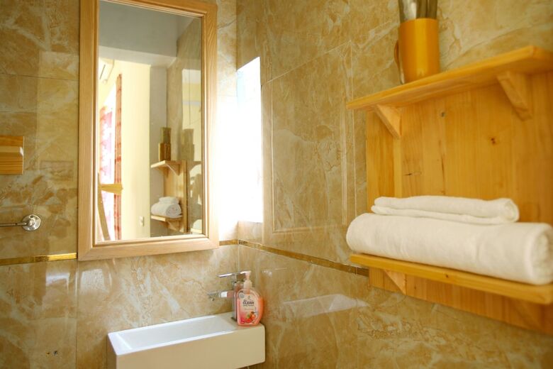 Hotel Trang An Ao Dai Homestay