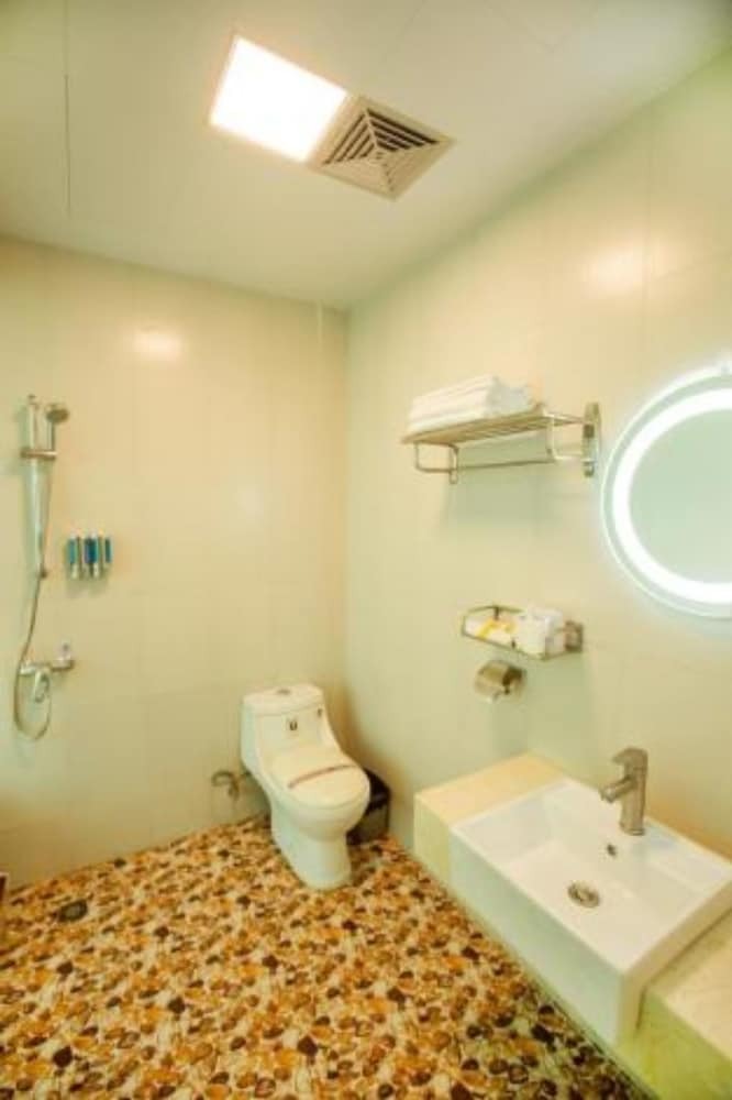 Yimi Hotel Donghu Metro Station Branch
