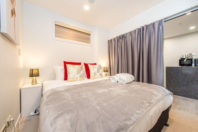 Jht - 2 Brm Apartment Level 5, Opposite To Skytower