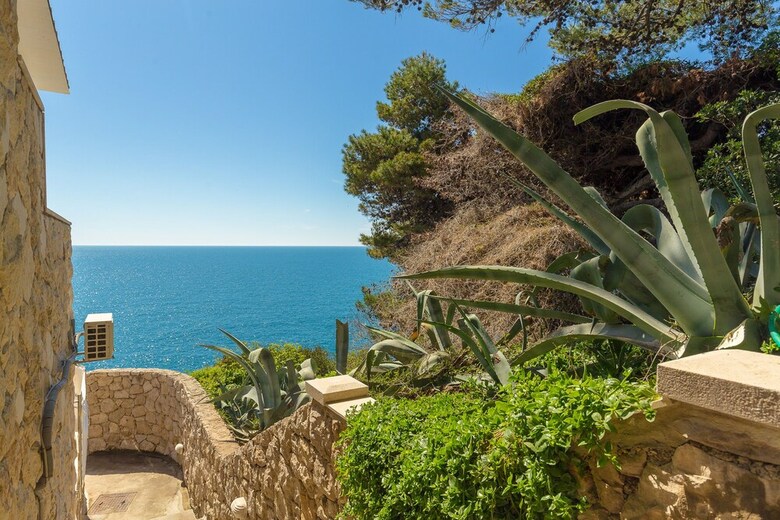 Hedera Estate, House Hedera IV